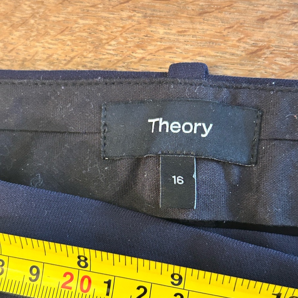Theory Women's Dark Blue Cropped Pants